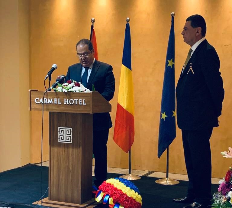 المستشار الدبلوماسي للرئيس مجدي الخالدي أثناء إلقائه كلمة خلال الاحتفال باليوم الوطني لرومانيا